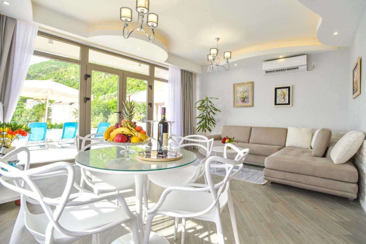 Verbalj Apartment With Swimming Pool Kotor Eksteriør bilde