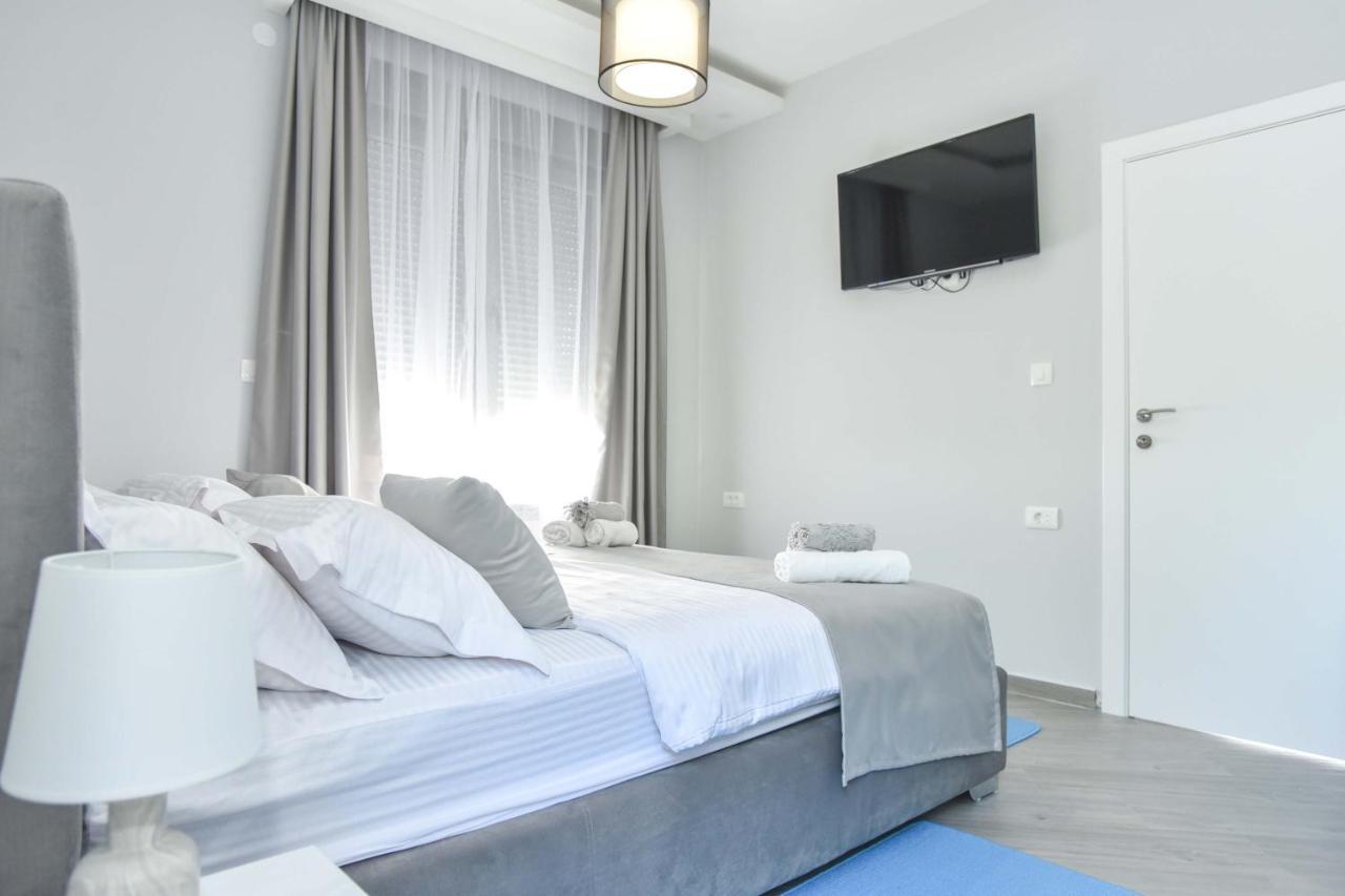 Verbalj Apartment With Swimming Pool Kotor Eksteriør bilde
