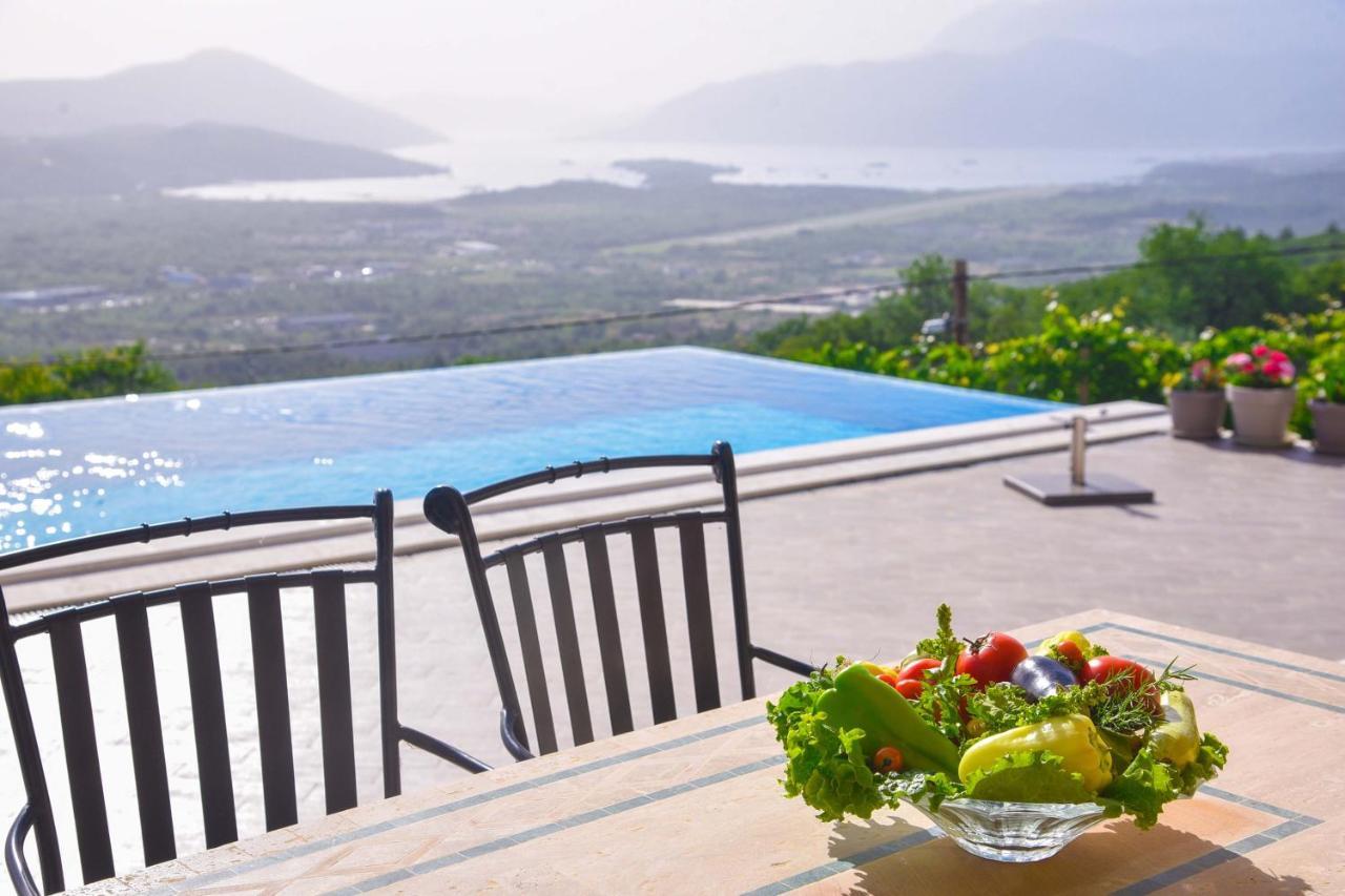 Verbalj Apartment With Swimming Pool Kotor Eksteriør bilde