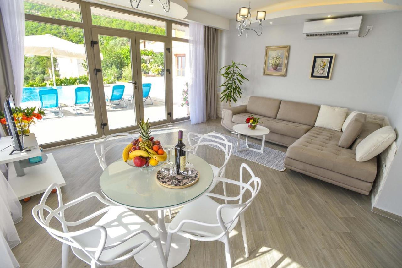 Verbalj Apartment With Swimming Pool Kotor Eksteriør bilde