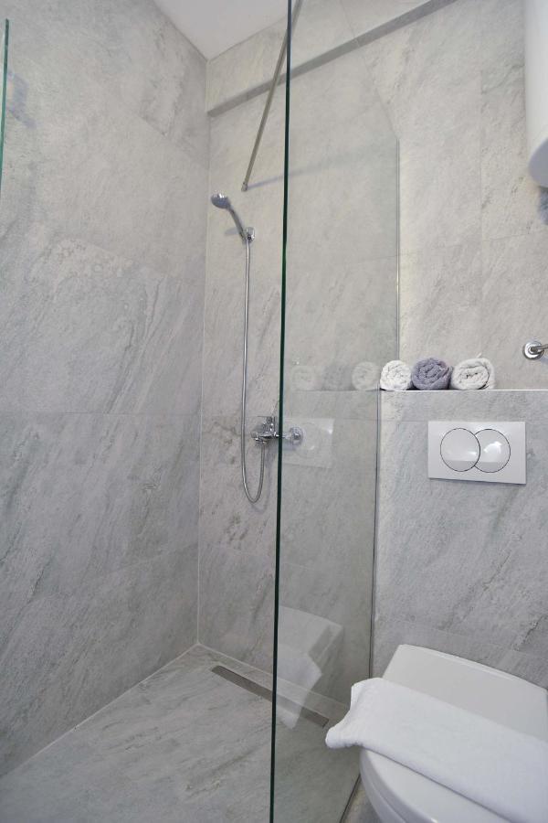Verbalj Apartment With Swimming Pool Kotor Eksteriør bilde