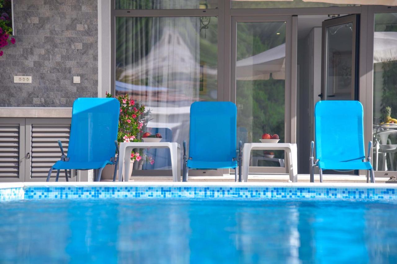 Verbalj Apartment With Swimming Pool Kotor Eksteriør bilde