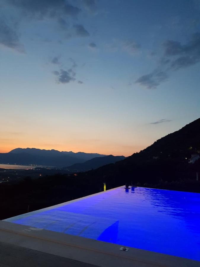 Verbalj Apartment With Swimming Pool Kotor Eksteriør bilde