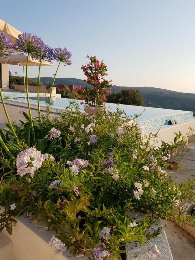 Verbalj Apartment With Swimming Pool Kotor Eksteriør bilde
